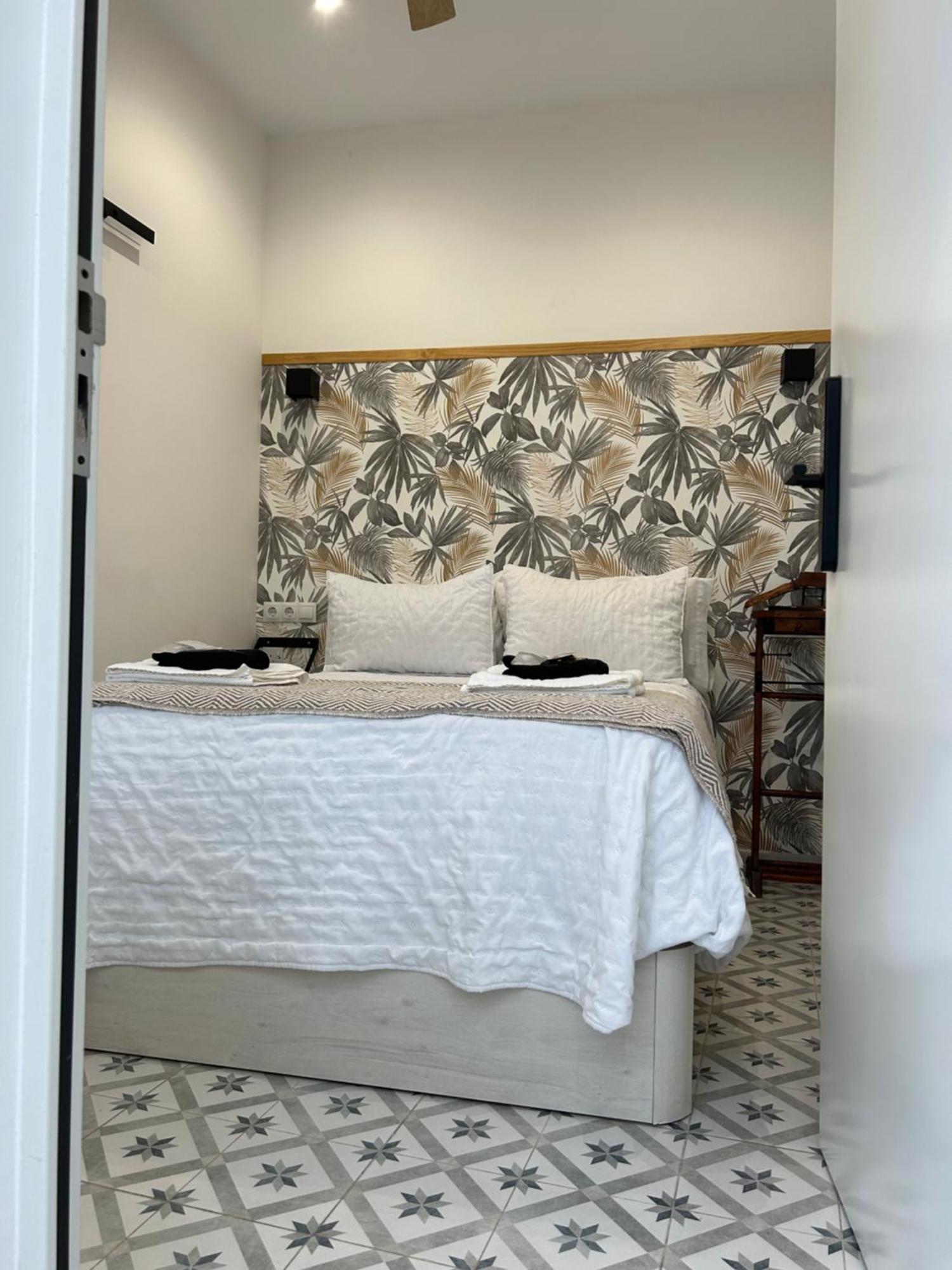 Eme Sevilla Turistica Екстер'єр фото